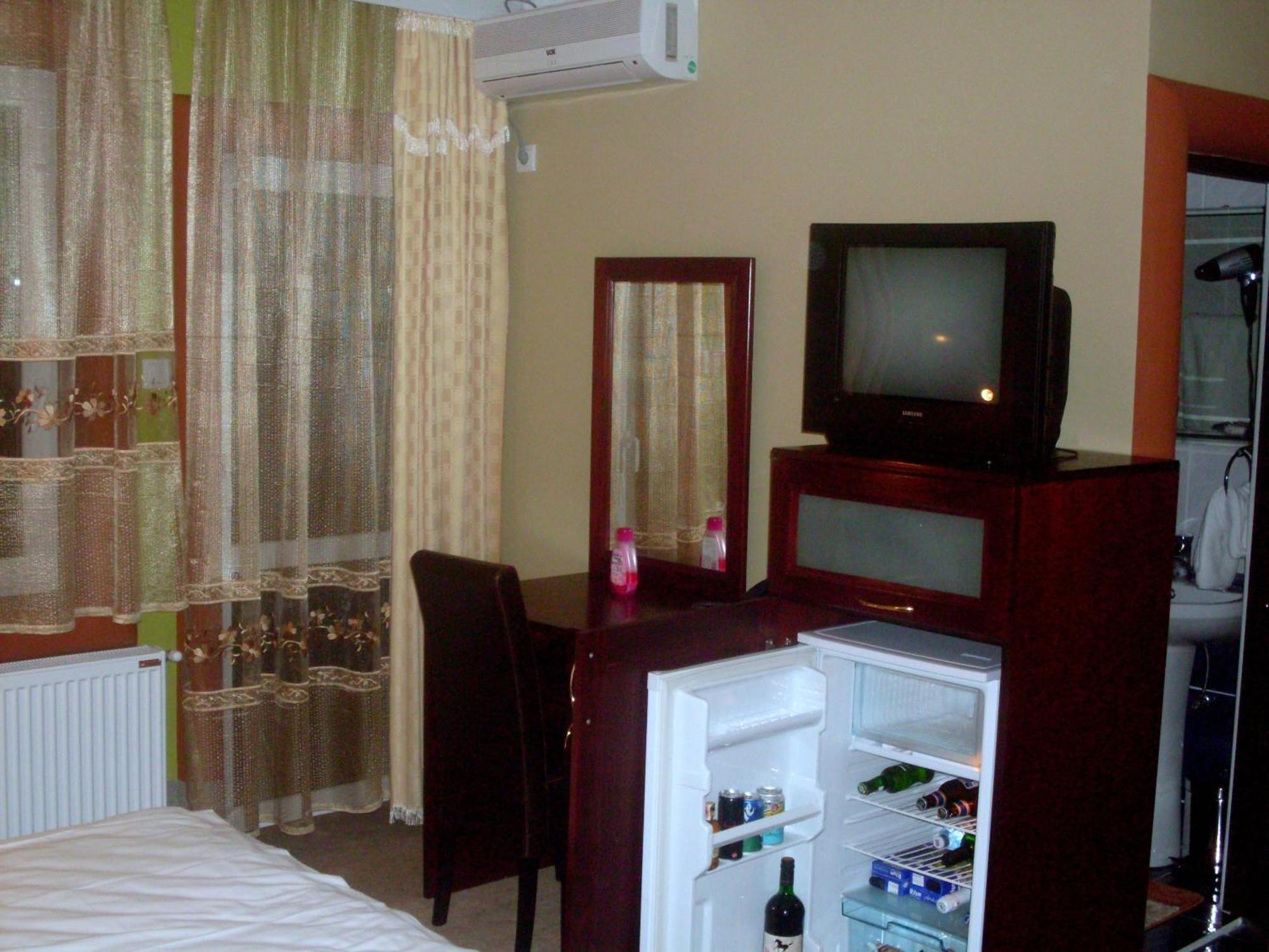 Hotel Vila Mitic Luxx Spa Centar Leskovac  Exterior foto