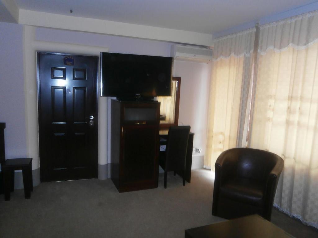 Hotel Vila Mitic Luxx Spa Centar Leskovac  Exterior foto
