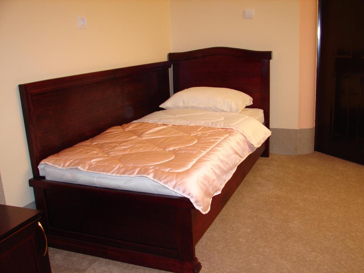 Hotel Vila Mitic Luxx Spa Centar Leskovac  Habitación foto